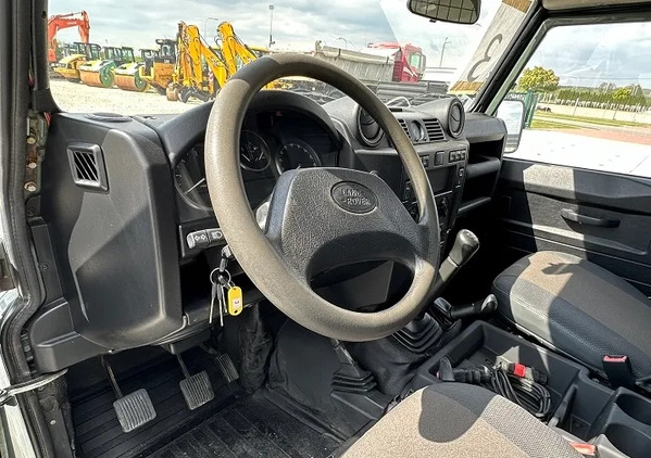 Land Rover Defender cena 89900 przebieg: 223346, rok produkcji 2010 z Tuliszków małe 497